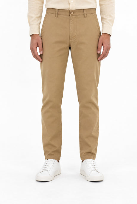 NAJ0503D1 chino pants 246 – Vorderansicht am Model