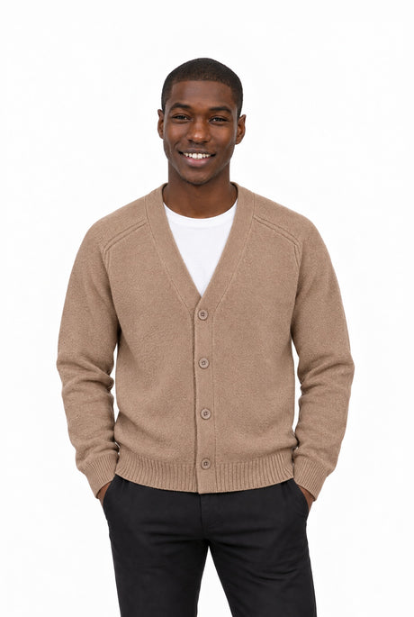 NAL0216D3 cozy cardigan weathered teak – Vorderansicht am Model