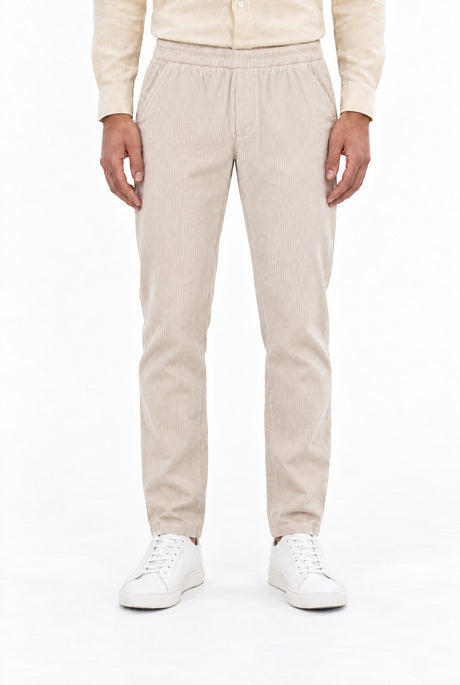 NAL0503D3 corduroy pants 111 – Vorderansicht am Model