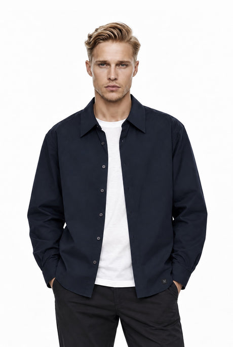 The Poplin Shirt sky captain – front