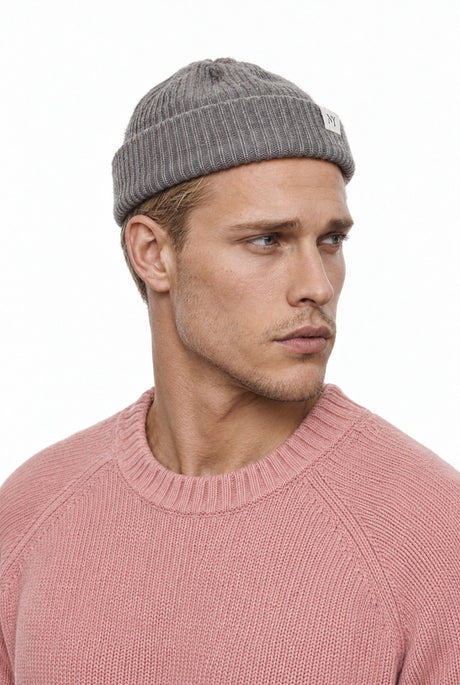 NAL0902D4 cosy beanie 151 – Seitenansicht am Model