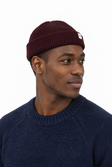 NAN0901D3 Beanie 521 – Seitenansicht am Model